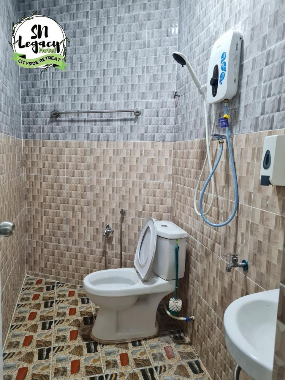 Hotel Sn Legacy Kuala Terengganu Ngoại thất bức ảnh